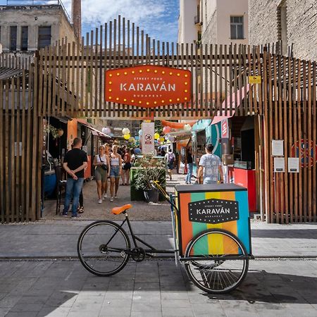 K10 - Kazinczy Street Heritage Suite - Best Location By Bqa Budapeste Exterior foto