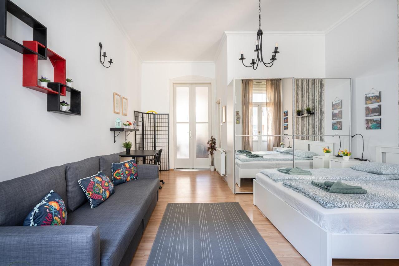 K10 - Kazinczy Street Heritage Suite - Best Location By Bqa Budapeste Exterior foto