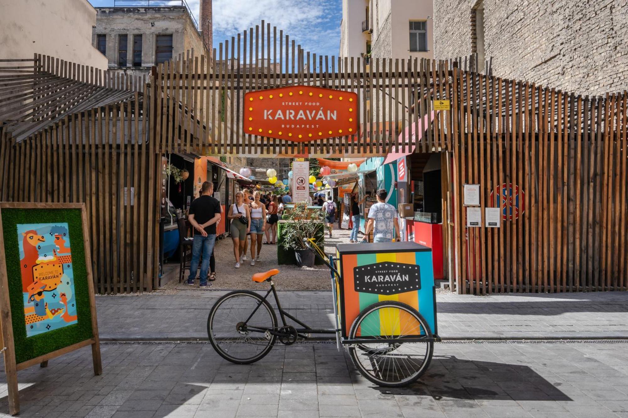 K10 - Kazinczy Street Heritage Suite - Best Location By Bqa Budapeste Exterior foto